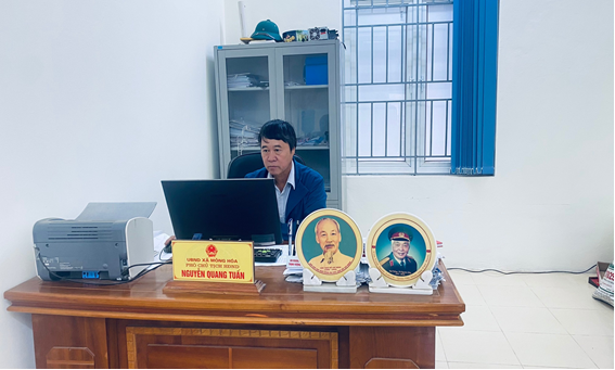 Ảnh: Ông Nguyễn Quang Tuấn, xóm Ao Trạch, xã Mông Hóa, thành phố Hòa Bình